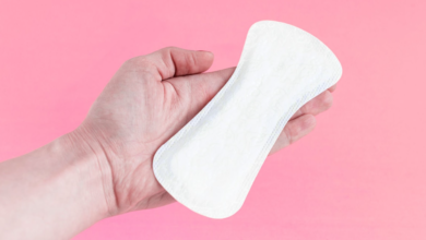 Are Natural Plant-Based Panty Liners Better for Sensitive Skin?