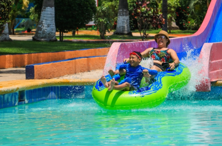 Splash, Soar, and Smile: Family Adventures at Aquaventuras Park